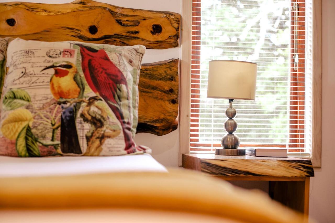 Monzi Safari Lodge Saint Lucia Estuary Buitenkant foto