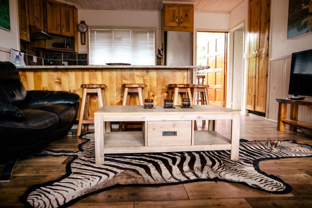 Monzi Safari Lodge Saint Lucia Estuary Buitenkant foto